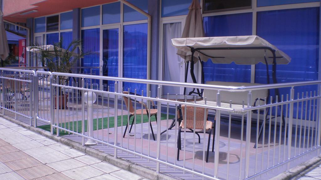 Dara Hotel Primorsko Exterior photo